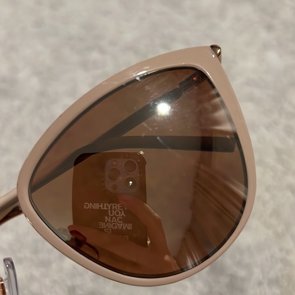 Pink sunglasses - Picture 2 of 3